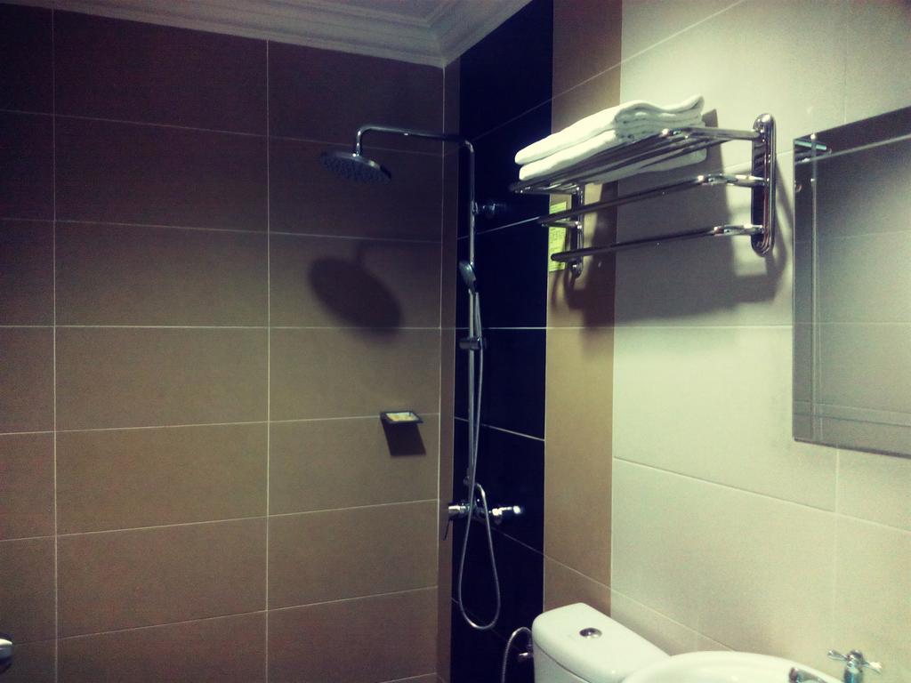 Chicwan Inn Бинтулу Экстерьер фото